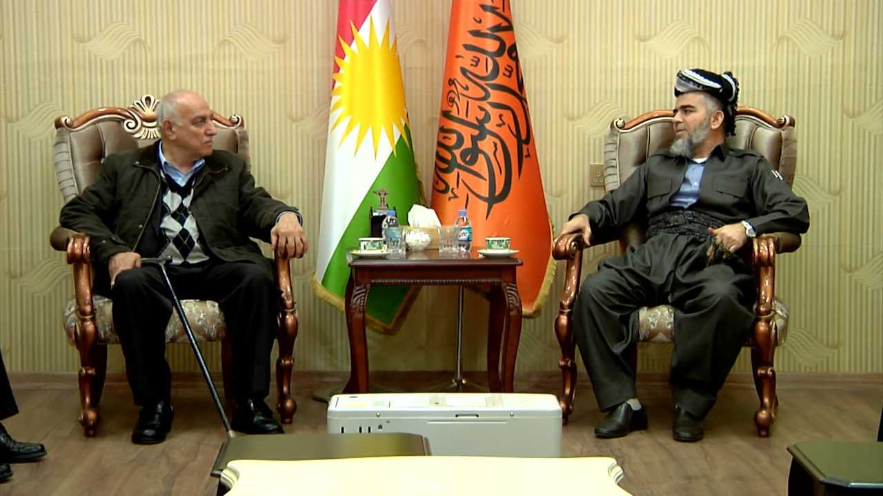 عەلی باپیر، ئەمیری كۆمەڵی ئیسلامی و عومەری سەید عەلی، رێكخەری گشتی بزووتنەوەی گۆڕان. 17/1/2018- ھەولێر- فۆتۆ: راگەیاندنی ئەمیری كۆمەڵ